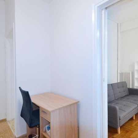 A Cozy Minimal Apartment At Koukaki, Dimitrako... Atina Dış mekan fotoğraf